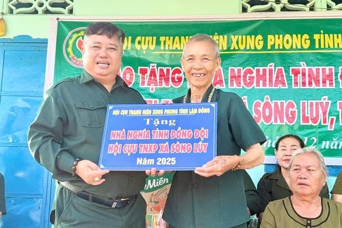 Hạnh phúc trong những căn nhà 'Nghĩa tình đồng đội'