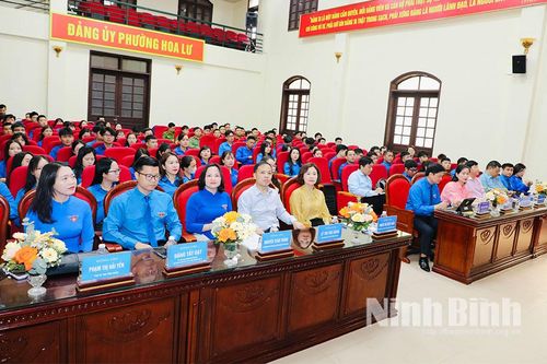 Đối thoại, tháo gỡ khó khăn, đồng hành cùng thanh niên