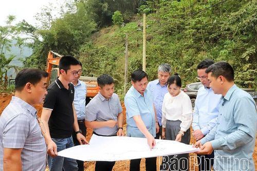 Phải gỡ 'nút thắt' giải phóng mặt bằng, đẩy nhanh tiến độ dự án phát triển kinh tế - xã hội vùng chuyển dân sông Đà