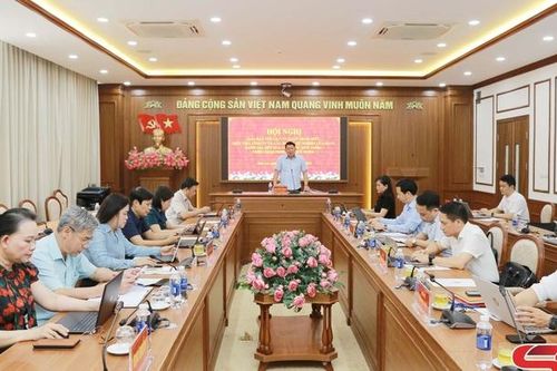 Hội nghị giao ban với các cơ quan tham mưu, giúp việc Tỉnh ủy và các đơn vị sự nghiệp của Đảng