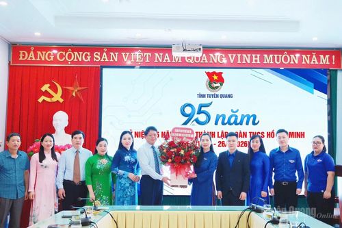 Ủy ban MTTQ tỉnh chúc mừng Tỉnh đoàn nhân kỷ niệm 95 năm Ngày thành lập Đoàn TNCS Hồ Chí Minh