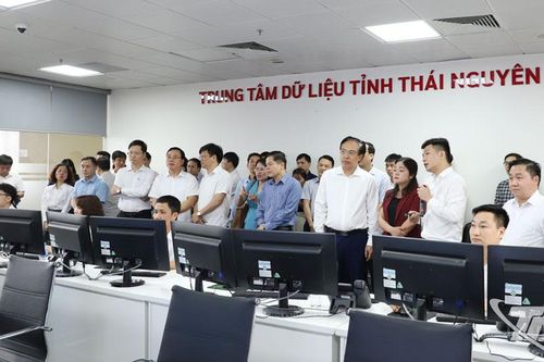 Thái Nguyên - Ninh Bình trao đổi kinh nghiệm chuyển đổi số