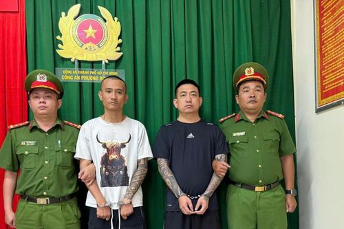 TP.HCM: Bắt giam 2 người đi xe bán tải hành hung người dừng mua vé số trên đường