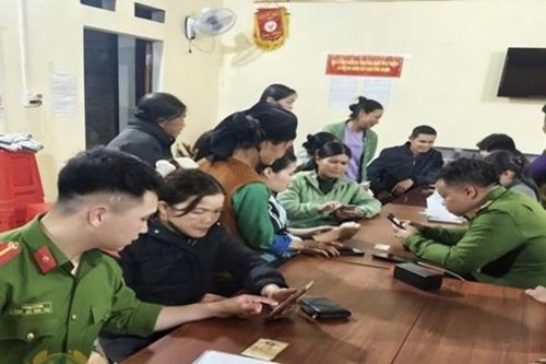 Công an Lạng Sơn tích cực đưa tiện ích số đến với người dân