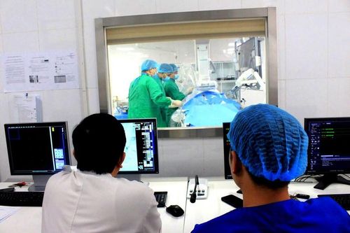 Lào Cai thực hiện thành công chụp nút mạch trong điều trị ung thư gan