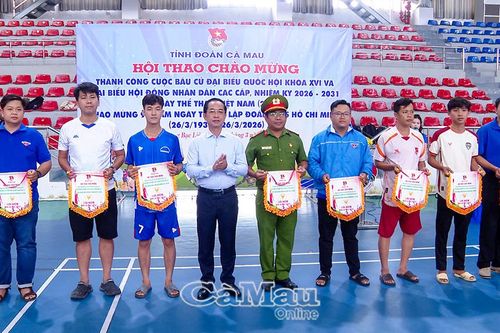 Sôi nổi hội thao của tuổi trẻ chào mừng thành công cuộc bầu cử