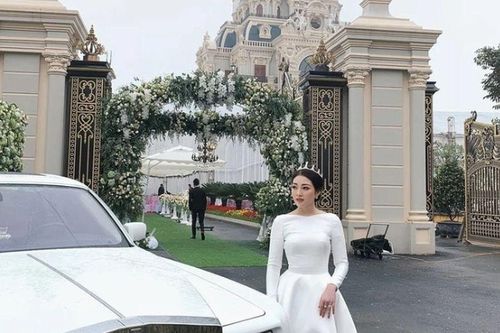 Từng được mẹ chồng yêu chiều, hôn nhân của 'cô dâu 200 cây vàng' vẫn không trọn vẹn