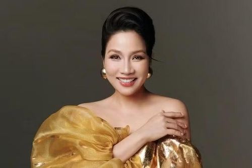 Diva Mỹ Linh cùng dàn sao góp mặt trong chương trình nghệ thuật 'Hà Nội bình yên'