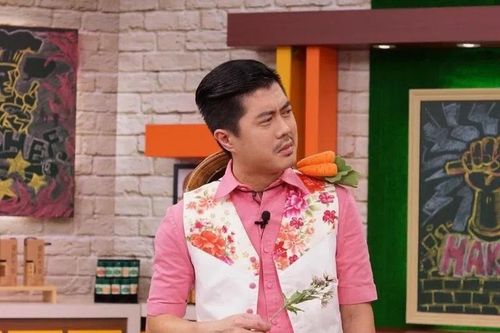 Khâu Tấn Vi qua đời