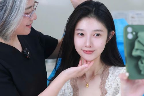 Không đi nhậu, dân văn phòng Mỹ rủ nhau tiêm Botox