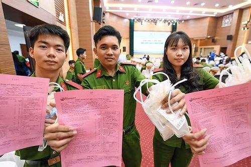 Chuỗi hoạt động thanh niên 'Hành động vì cộng đồng-Vững bước kỷ nguyên mới'