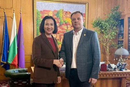 Việt Nam và Bulgaria đẩy mạnh quan hệ hữu nghị hợp tác giữa các địa phương