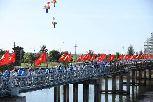 Đạp xe Vì hòa bình trở lại Quảng Trị