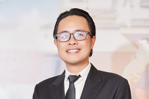 Đạo diễn Lê Thiện Viễn tiết lộ lý do chọn Hoa hậu Đoàn Thiên Ân, yêu cầu nữ chính phải để mặt mộc lên phim