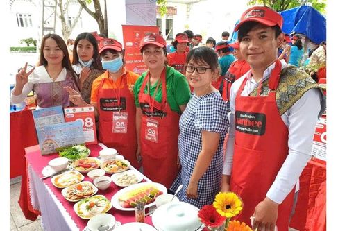 Nụ cười sinh viên Lào, Campuchia trên đất Việt