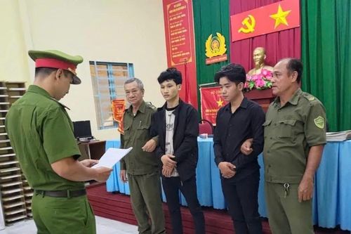 Bắt tạm giam 2 đối tượng gây rối trật tự công cộng tại chợ Bình Điền