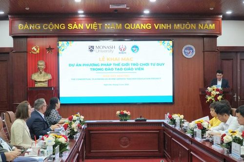 Khai mạc dự án phương pháp thế giới trò chơi tư duy trong đào tạo giáo viên