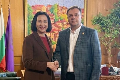 Việt Nam-Bulgaria đẩy mạnh hợp tác địa phương tại cố đô Veliko Tarnovo