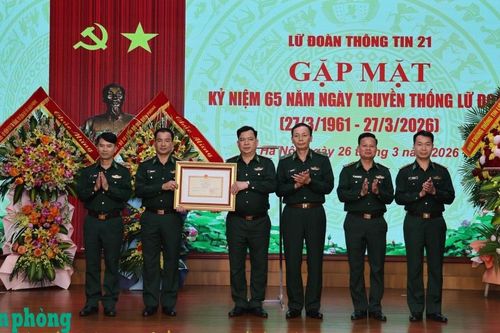 Lữ đoàn Thông tin 21 Bộ đội Biên phòng gặp mặt kỷ niệm 65 năm Ngày truyền thống