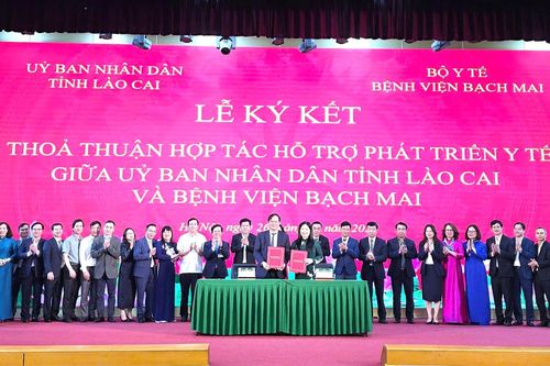 Lào Cai tăng cường liên kết với Bệnh viện Bạch Mai, nâng cao chất lượng y tế toàn diện