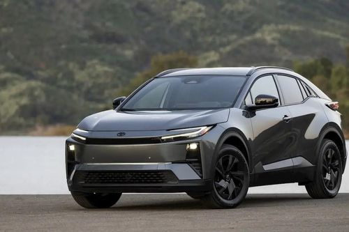 Mẫu xe điện đi được xa nhất của Toyota