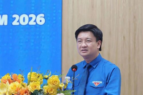 Bí thư Tỉnh Đoàn Ninh Bình đối thoại với đoàn viên, thanh niên