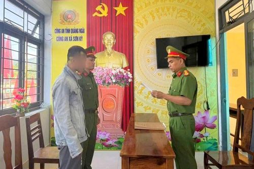 Khởi tố thanh niên 16 tuổi về tội 'Lạm dụng tín nhiệm chiếm đoạt tài sản'