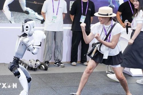 Giới chức Mỹ đề xuất cấm robot Trung Quốc trong khu vực công do lo ngại an ninh