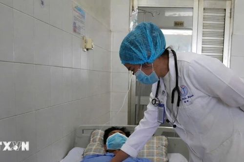 Cần Thơ: Nội soi mật tụy ngược dòng gắp thành công ca mắc kẹt xương cá