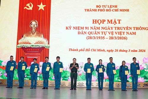 Dân quân tự vệ TP Hồ Chí Minh phát huy truyền thống, hoàn thành tốt nhiệm vụ