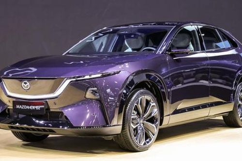 Ra mắt tại Thái Lan, Mazda CX-6e sẽ là đối thủ của Tesla Model Y trong phân khúc xe điện