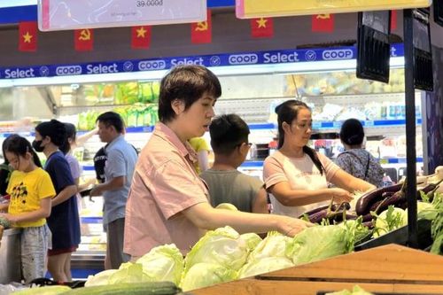 Bộ ba rào cản kéo lùi tiêu dùng xanh