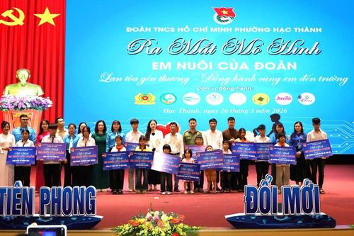 Đoàn phường Hạc Thành ra mắt mô hình 'Em nuôi của Đoàn'