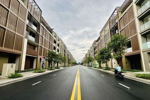 Bên trong đại đô thị gần 120ha, giá mỗi m2 đến hàng trăm triệu đồng ở TP HCM
