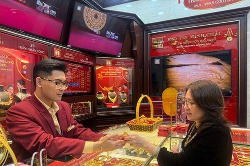 Vì sao kinh doanh mặt hàng 'nóng' nhưng biên lợi nhuận của Bảo Tín Minh Châu lại không cao?