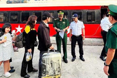 Tăng cường phối hợp quản lý hoạt động hàng hải và thủy nội địa