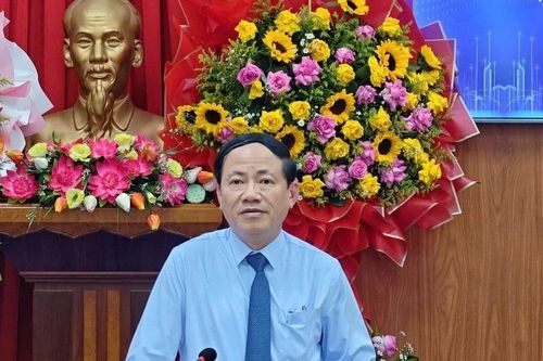 Chủ tịch UBND tỉnh Phạm Anh Tuấn thăm, chúc mừng Tỉnh đoàn Gia Lai