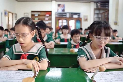 Để học trò lớn lên cùng câu hò, điệu lý
