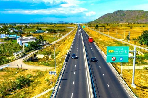 Gỡ 'điểm nghẽn' kết nối, tạo đà cho vận tải đa phương thức phát triển