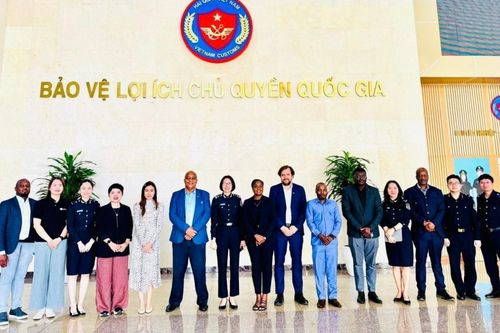 Hải quan Việt Nam tăng cường hợp tác với Tanzania, Namibia phòng chống tội phạm thủy sản