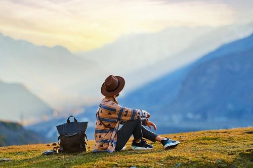 Du lịch chữa lành: Khi người trẻ bắt đầu chi tiền để 'chữa' chính mình