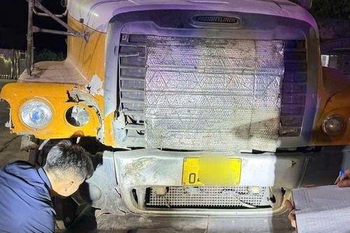 Vụ xe đầu kéo tông chết người rồi chạy trốn 150km: Công an đã bắt được tài xế ở đâu?