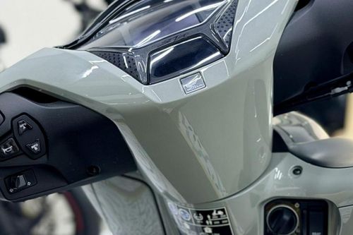 Cận cảnh Honda SH 2026 phiên bản mới nhất ở Việt Nam đẹp long lanh có giá ra sao mà khiến khách hàng 'đứng ngồi không yên'?