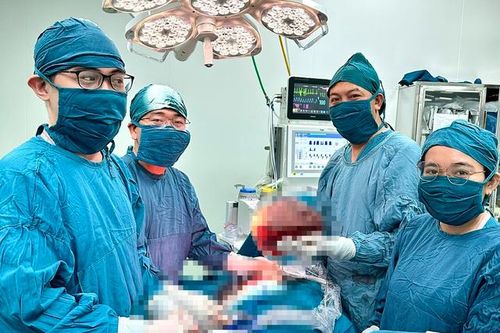 Bệnh viện tuyến tỉnh phẫu thuật thành công ca u vú hiếm gặp, kích thước 'khủng'