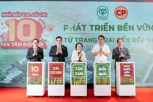 Kỷ niệm 10 năm thành lập nhà máy chế biến thực phẩm C.P. Củ Chi
