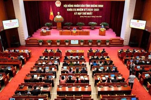 Đồng chí Trịnh Thị Minh Thanh được bầu giữ chức Chủ tịch Hội đồng nhân dân tỉnh Quảng Ninh khóa XV