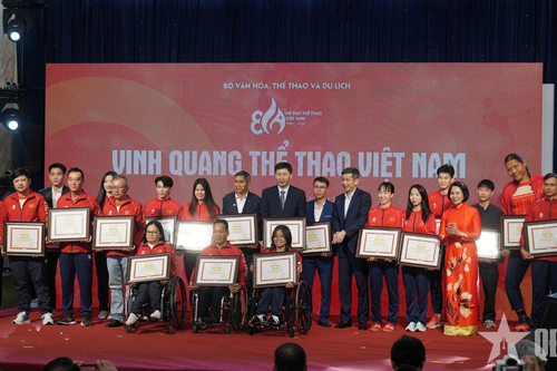 Tôn vinh những gương mặt tiêu biểu tại chương trình 'Vinh quang Thể thao Việt Nam'