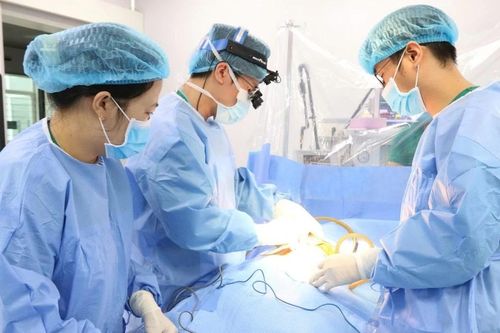 Phẫu thuật thành công ca thoát vị màng não tủy hiếm gặp