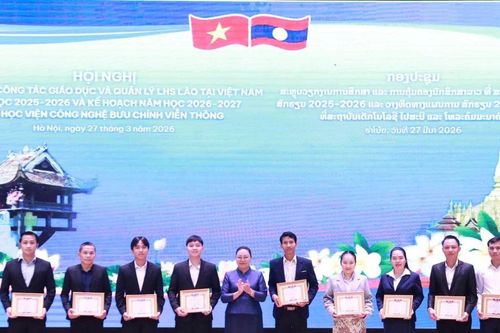 Hợp tác giáo dục giữa Việt Nam và Lào ngày càng được củng cố