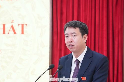 Ông Nguyễn Hoàng Trường được bầu làm Chủ tịch HĐND phường Cửa Nam với số phiếu tuyệt đối